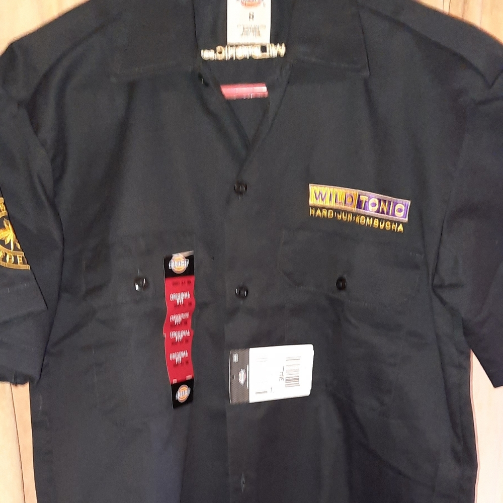 Dickies Unisex Wild Tonic Shirt Small